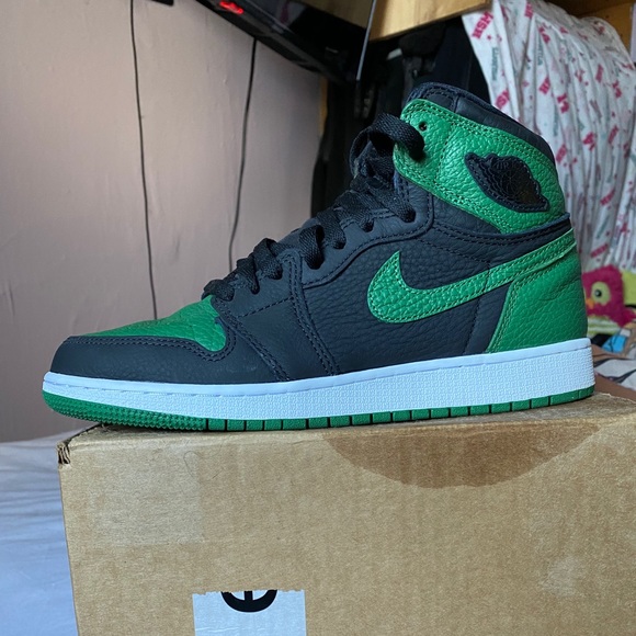 Pine green Jordan 1 - Picture 3 of 6